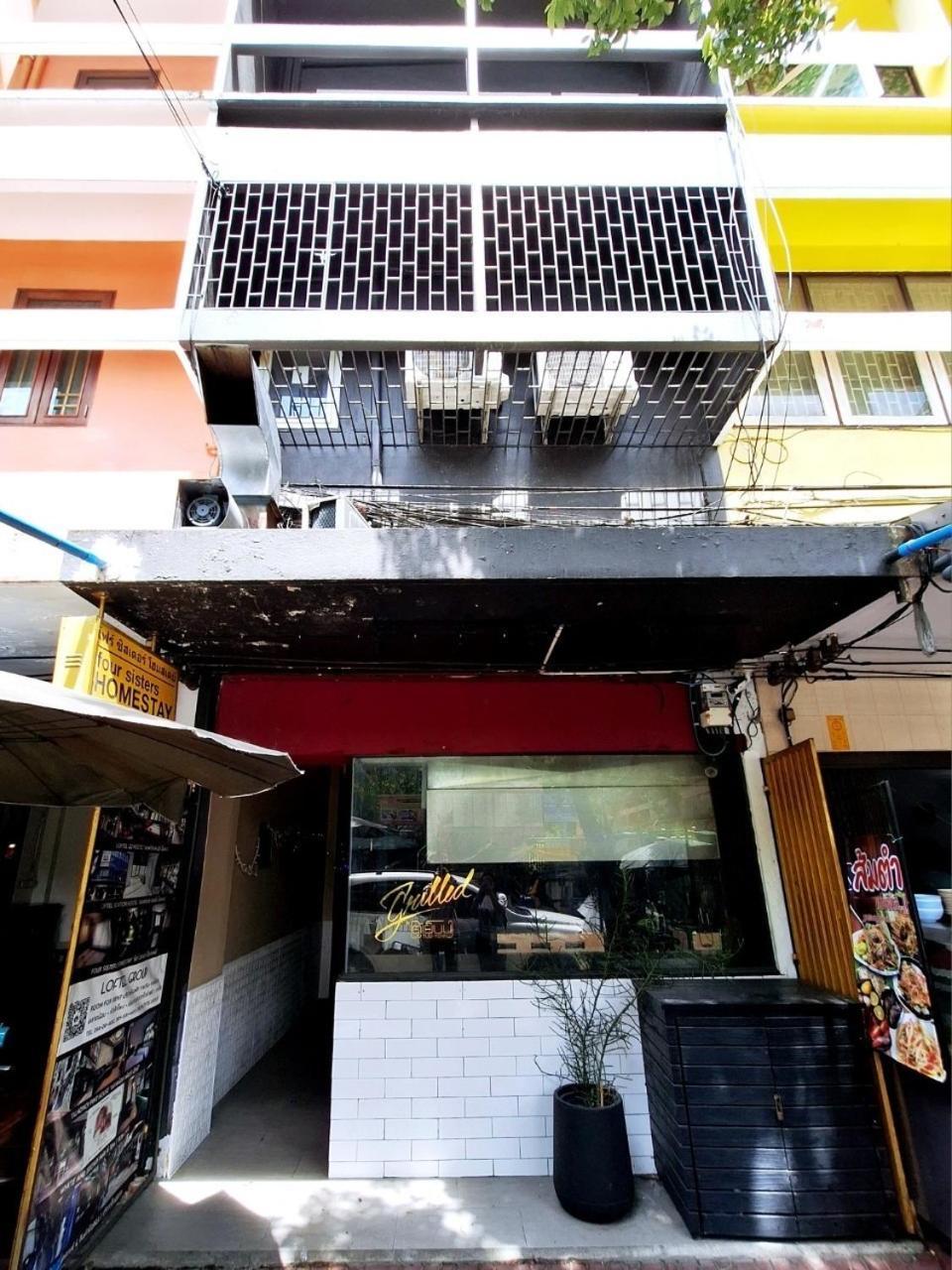 Four Sisters Homestay Banguecoque Exterior foto